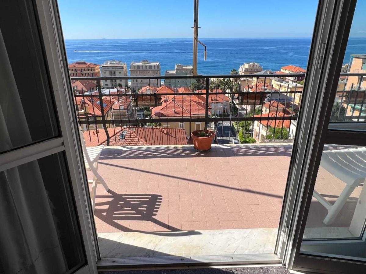 Grande Appartamento Vista Mare Varazze Exterior foto